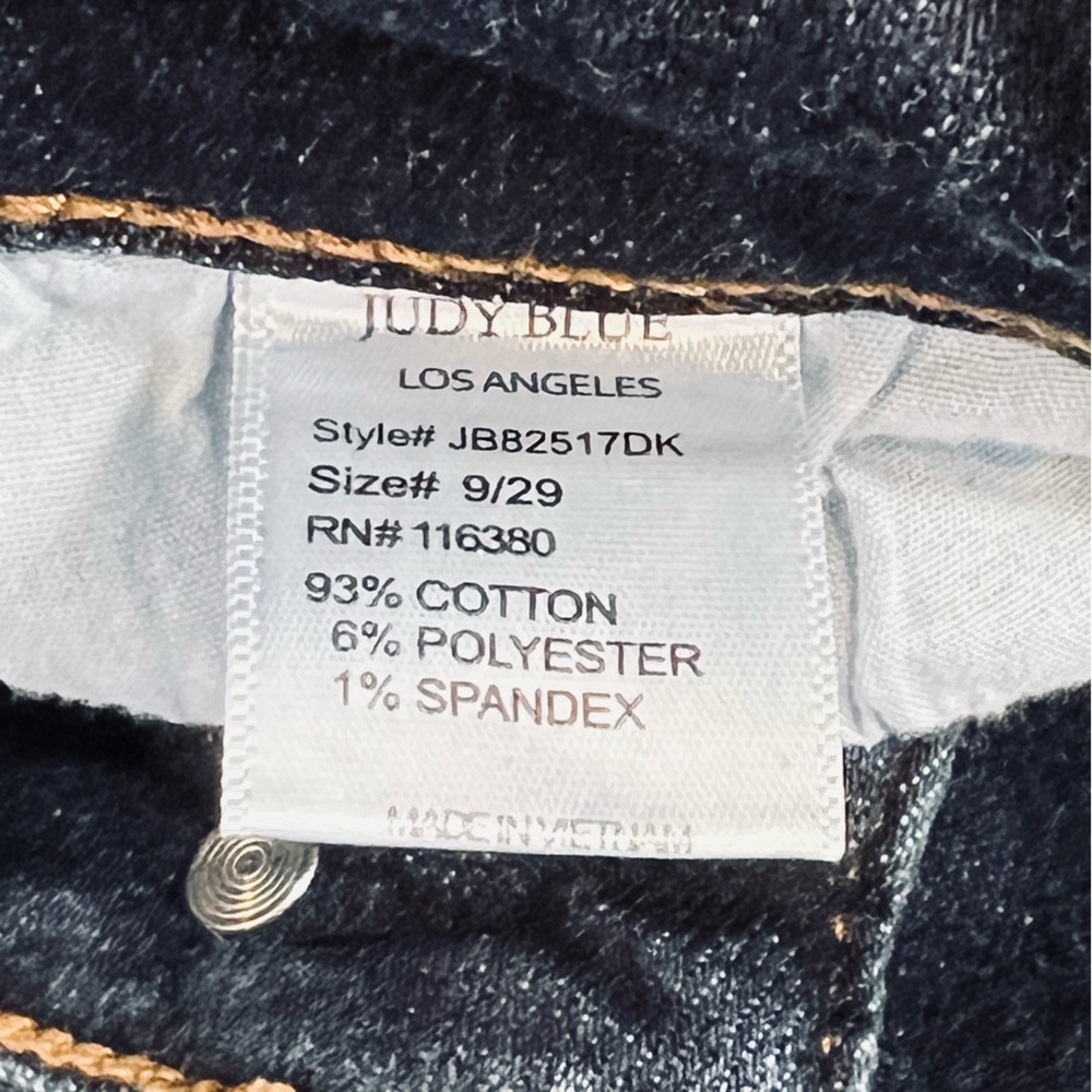 Judy Blue Mid-Rise Wide Leg Cropped Jeans in Blue - Picture 13 of 13
